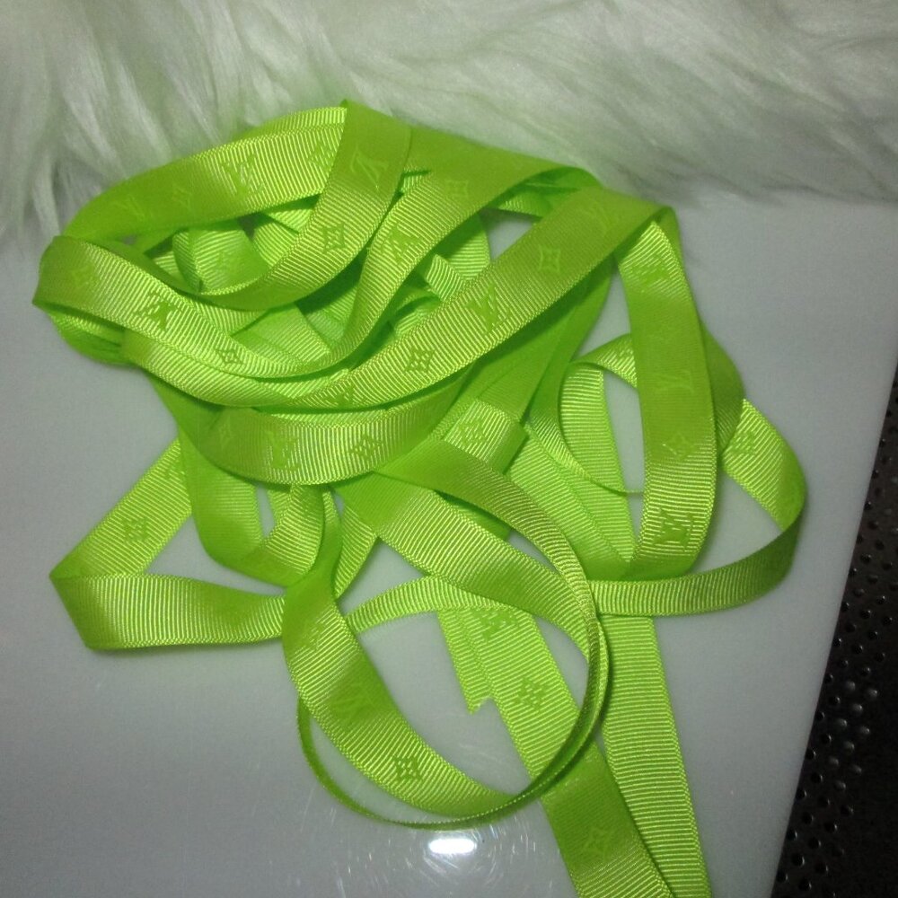 Louis Vuitton Bright Lime Green Very Long Ribbon w/logo Brand New Exclusive Lux! - Picture 5 of 8